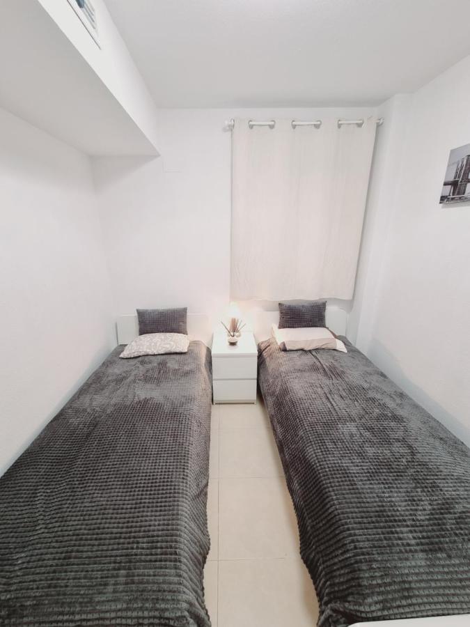 Luxury Evita Apartments In Torrevieja Eksteriør billede