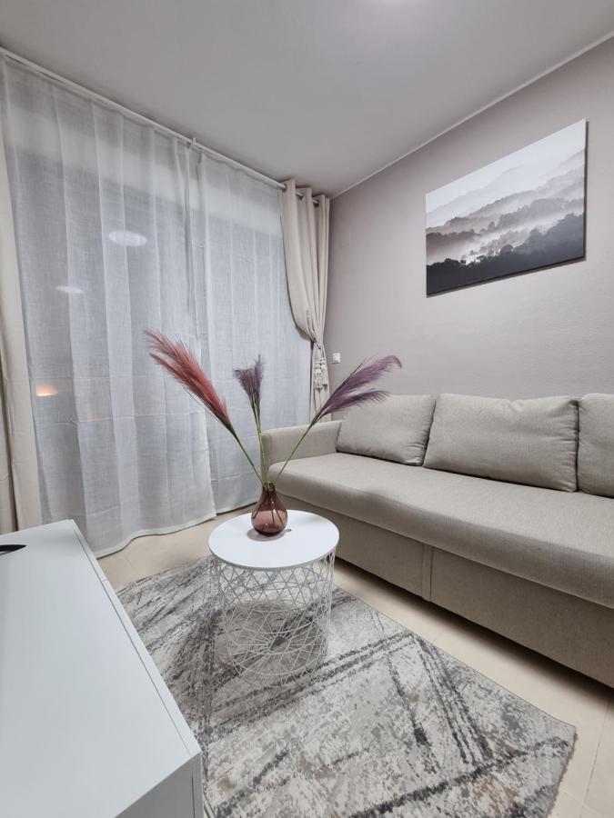 Luxury Evita Apartments In Torrevieja Eksteriør billede