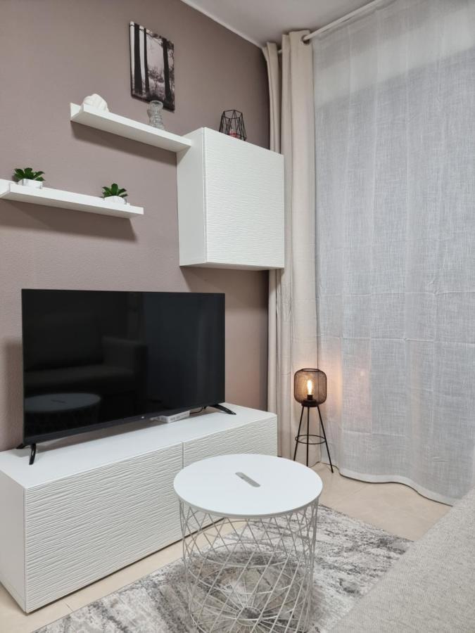 Luxury Evita Apartments In Torrevieja Eksteriør billede