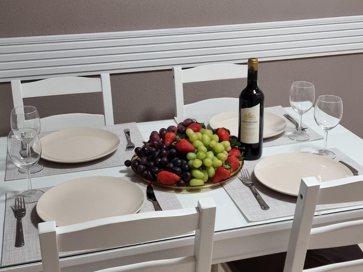 Luxury Evita Apartments In Torrevieja Eksteriør billede