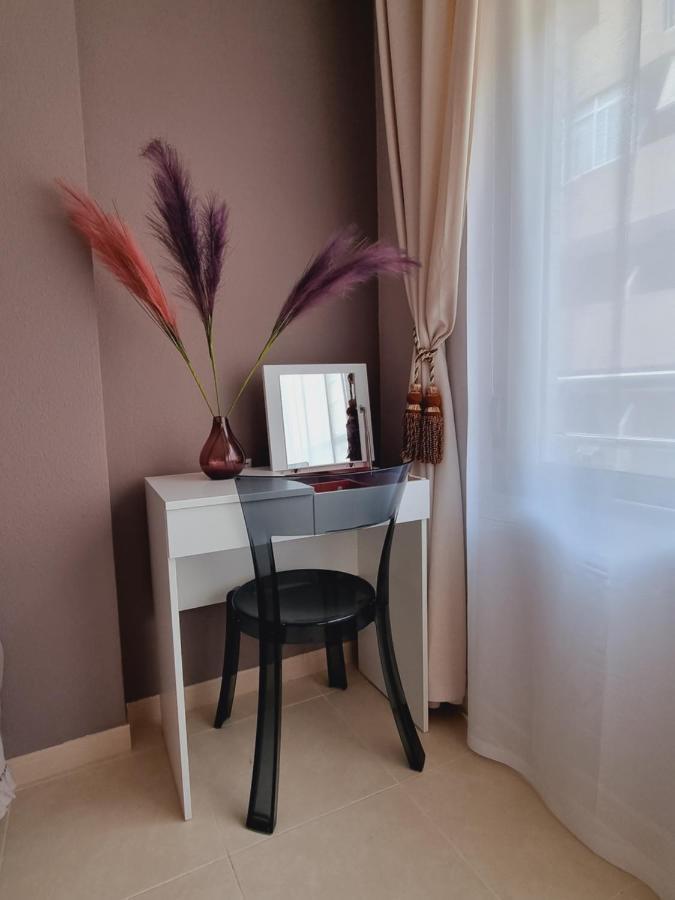 Luxury Evita Apartments In Torrevieja Eksteriør billede